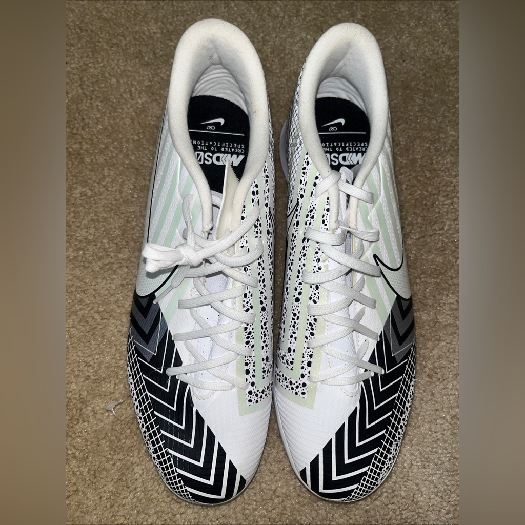 Nike Mens Size 10 Vapor 13 Academy Mds Ic Indoor Soccer Cj1300 110